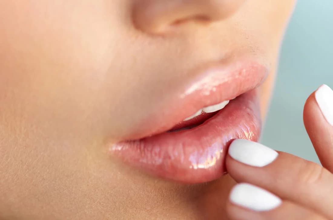 Eye, Lips & Body Treatment